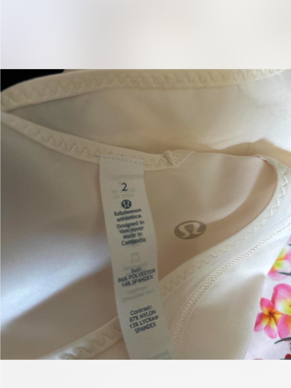 lululemon athletica Women's Cream/Soft White Sports Bra